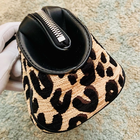 EUC Louis Vuitton Limited Edition Stephen Sprouse Leopard Chenille Baby Bag - Picture 9 of 17